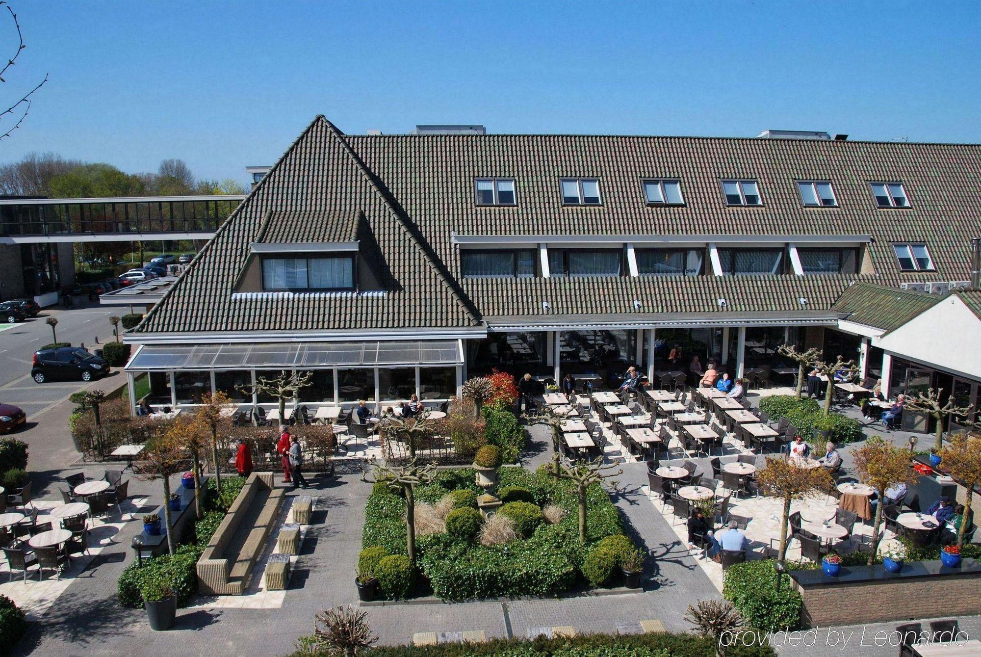 Van Der Valk Hotel Den Haag - Voorschoten Bagian luar foto
