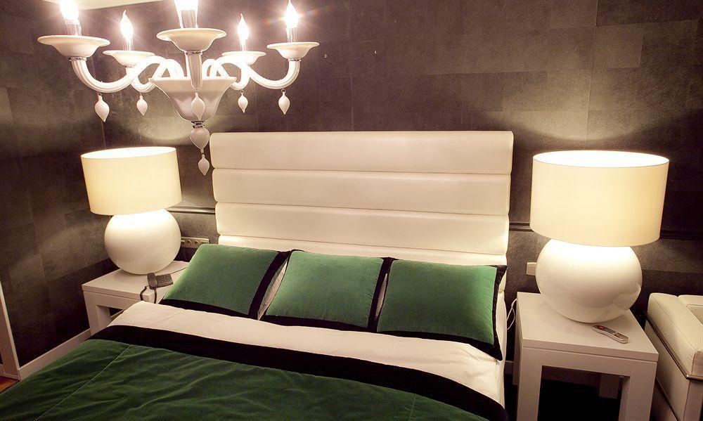 Van Der Valk Hotel Den Haag - Voorschoten Bagian luar foto