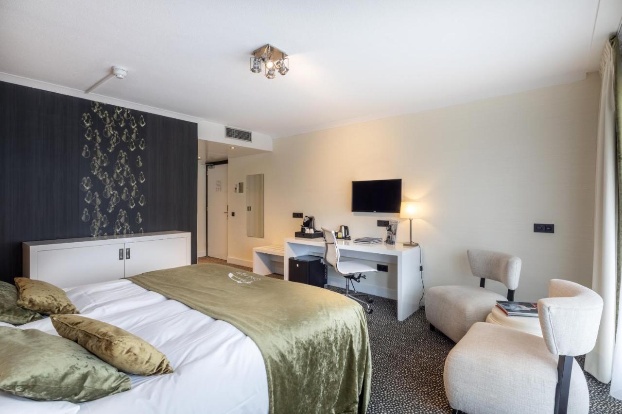 Van Der Valk Hotel Den Haag - Voorschoten Bagian luar foto
